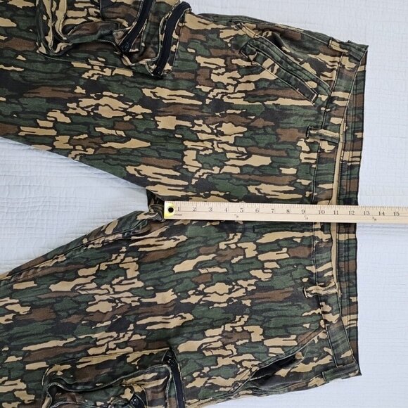 Staple Camo Cargo Utility Tactical Pants Men's 42x32 Green 9 Pockets Zipper EUC - Picture 10 of 16